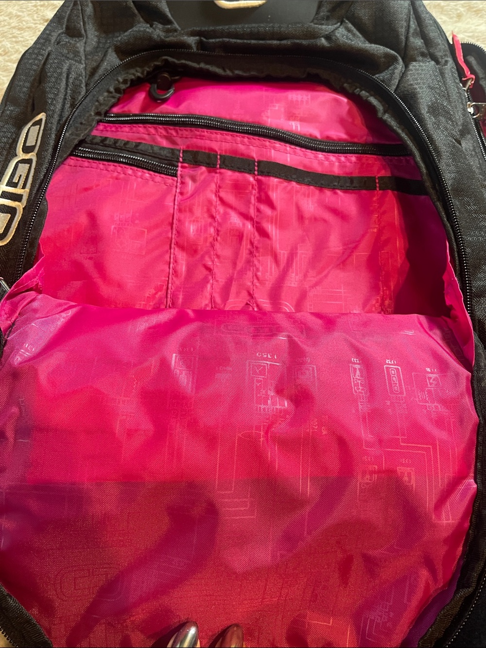 OGIO Black large Backpack with Pink panther and Owens Corning Logo NEW - Picture 6 of 6